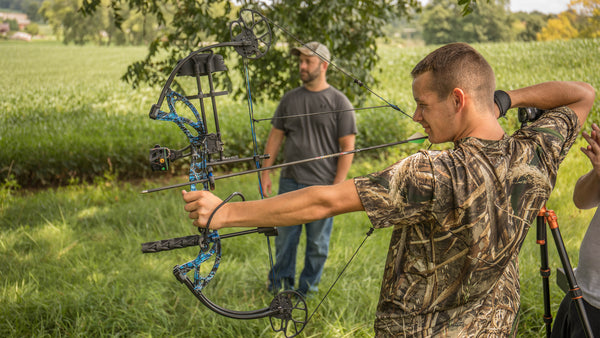 How to Choose the Best Beginner Compound Bow - bear archery compound bow