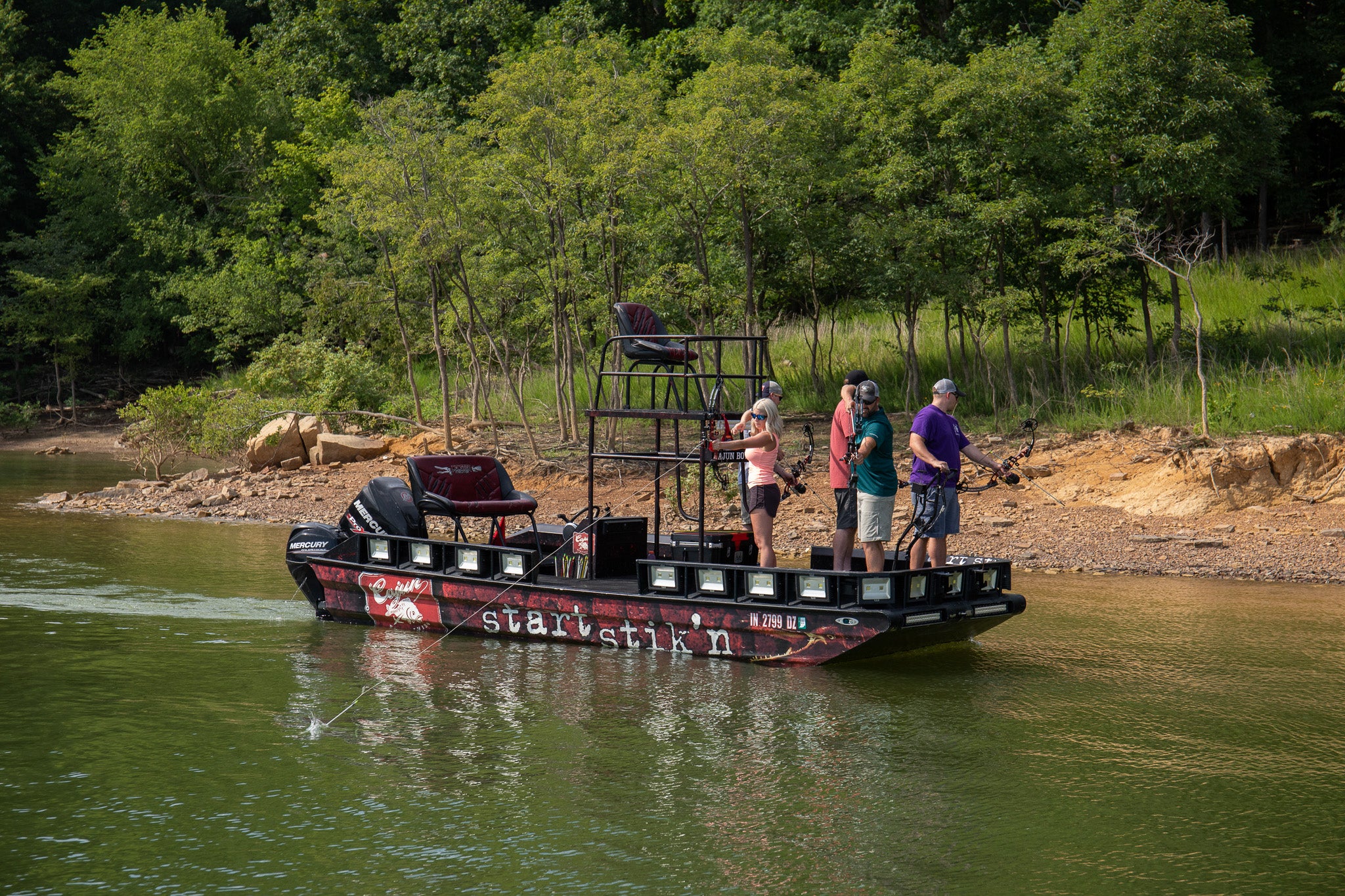 How to Find the Perfect Spot for Bowfishing – Bear Archery