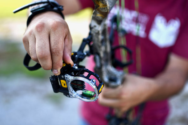 Single Pin vs Multi Pin Bow Sights