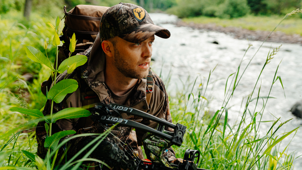 VIDEO: What is the Best Beginner Bow? - Bowhunter Planet