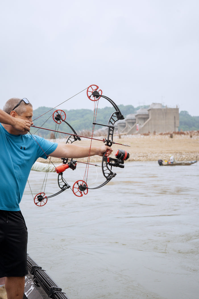 bear archery fishing reel Cajun Reclaim Bowfishing reliable line distribution and retrieval you can count on Vintage Bear Archery Bow Quiver
