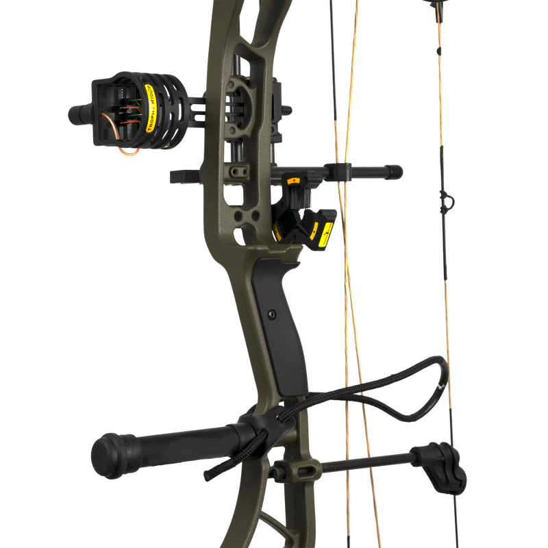 All-new for the ADAPT bow, the Bear Paw grip offers hunters an ergonomic and comfortable shooting grip_6