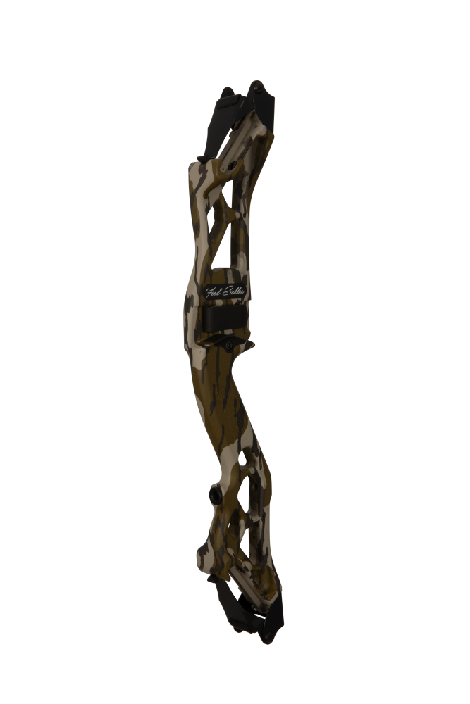 Fred Eichler Signature Takedown Bow - Recurve Bow - Bear Archery - Mossy Oak Bottomland - Hunting Recurve Bow - Traditional Archery