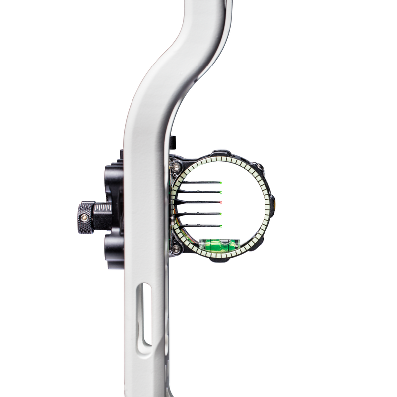 Make easy corrections with advanced tool-less micro-click windage and elevation adjustments_2